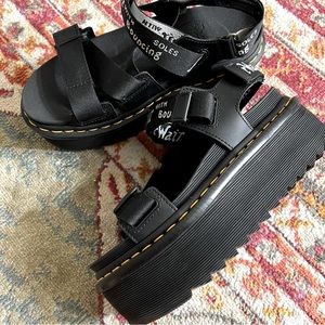 Dr Martens Kimber Platform Sandals Women’s Size 6 - BRAND NEW